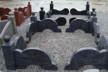 Ритуальные углы и ограждения на кладбище в перми
